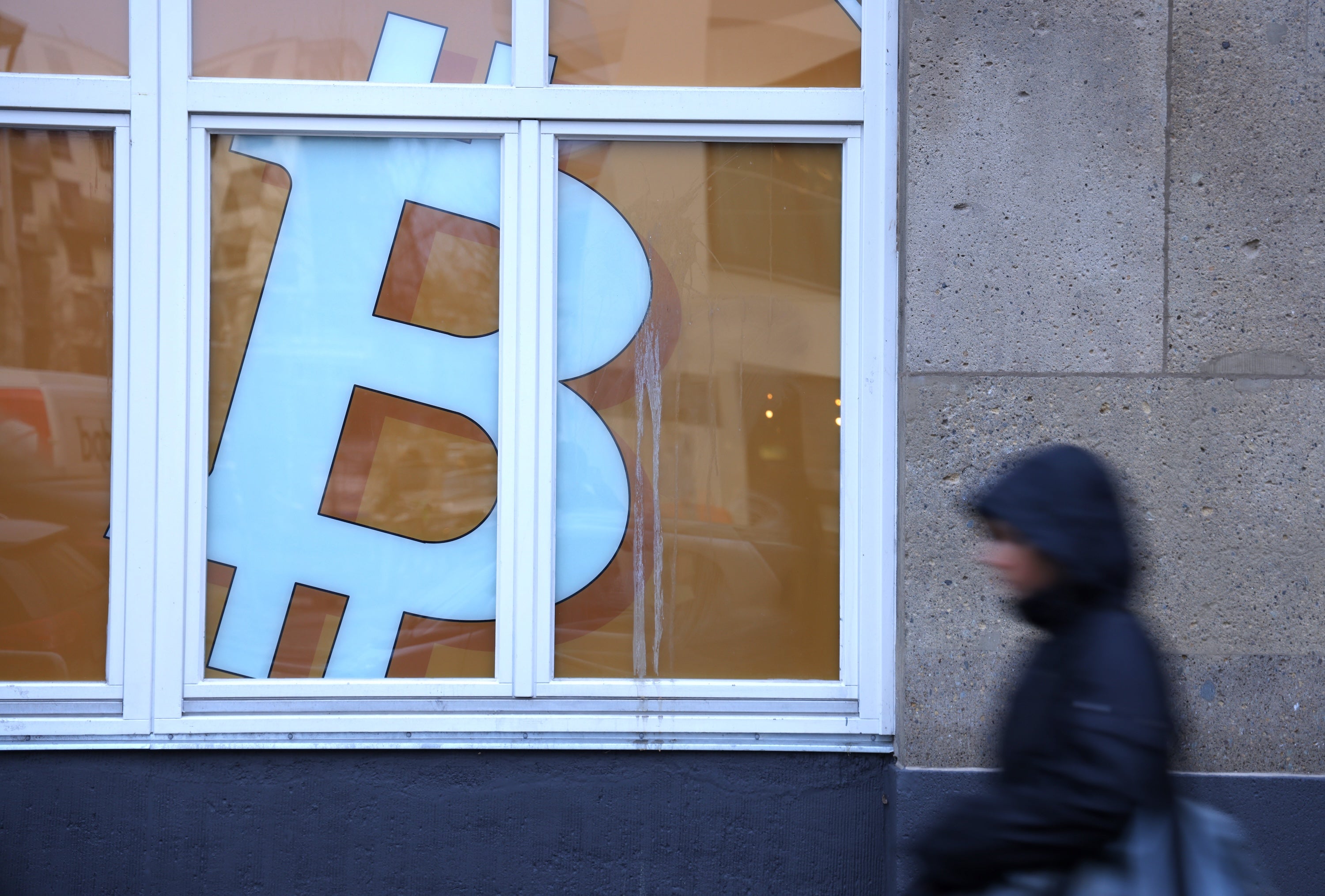 Bitcoin falls below $78,000 as trade war chaos hits the crypto market