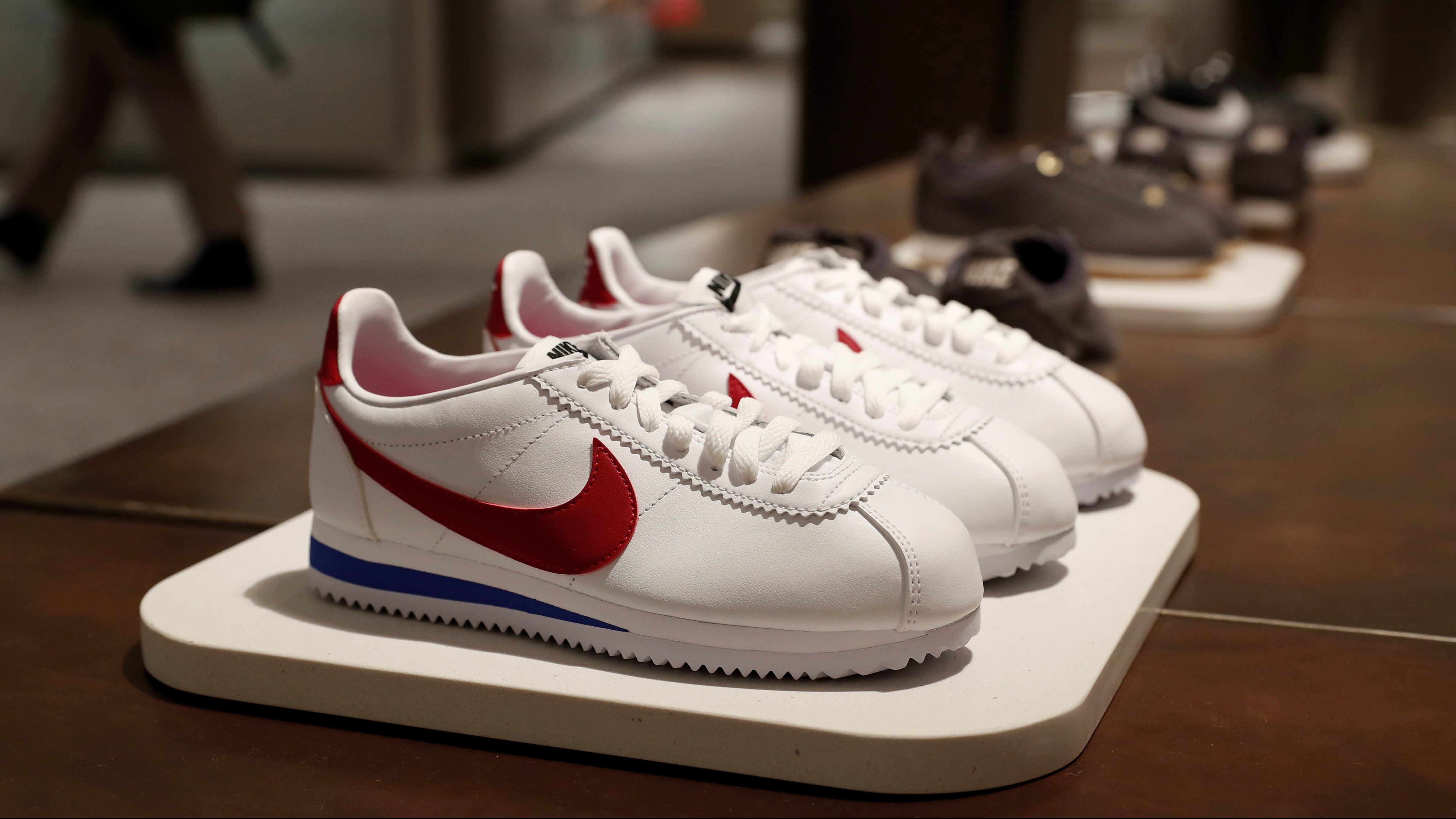 does target carry nike shoes