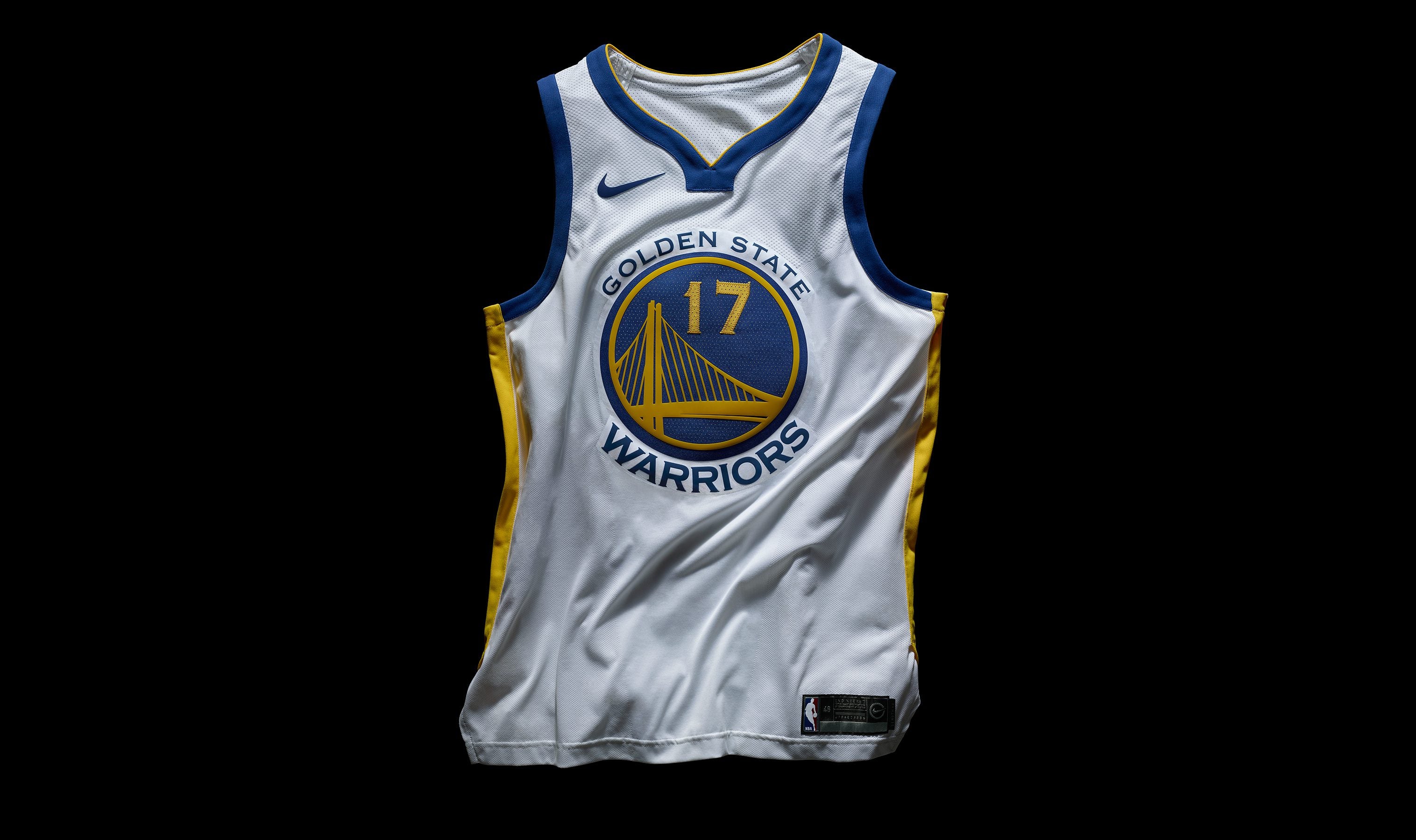 Each of Nike's new NBA uniforms is made with the equivalent of 20 recycled  plastic bottles, image size:3032x1800