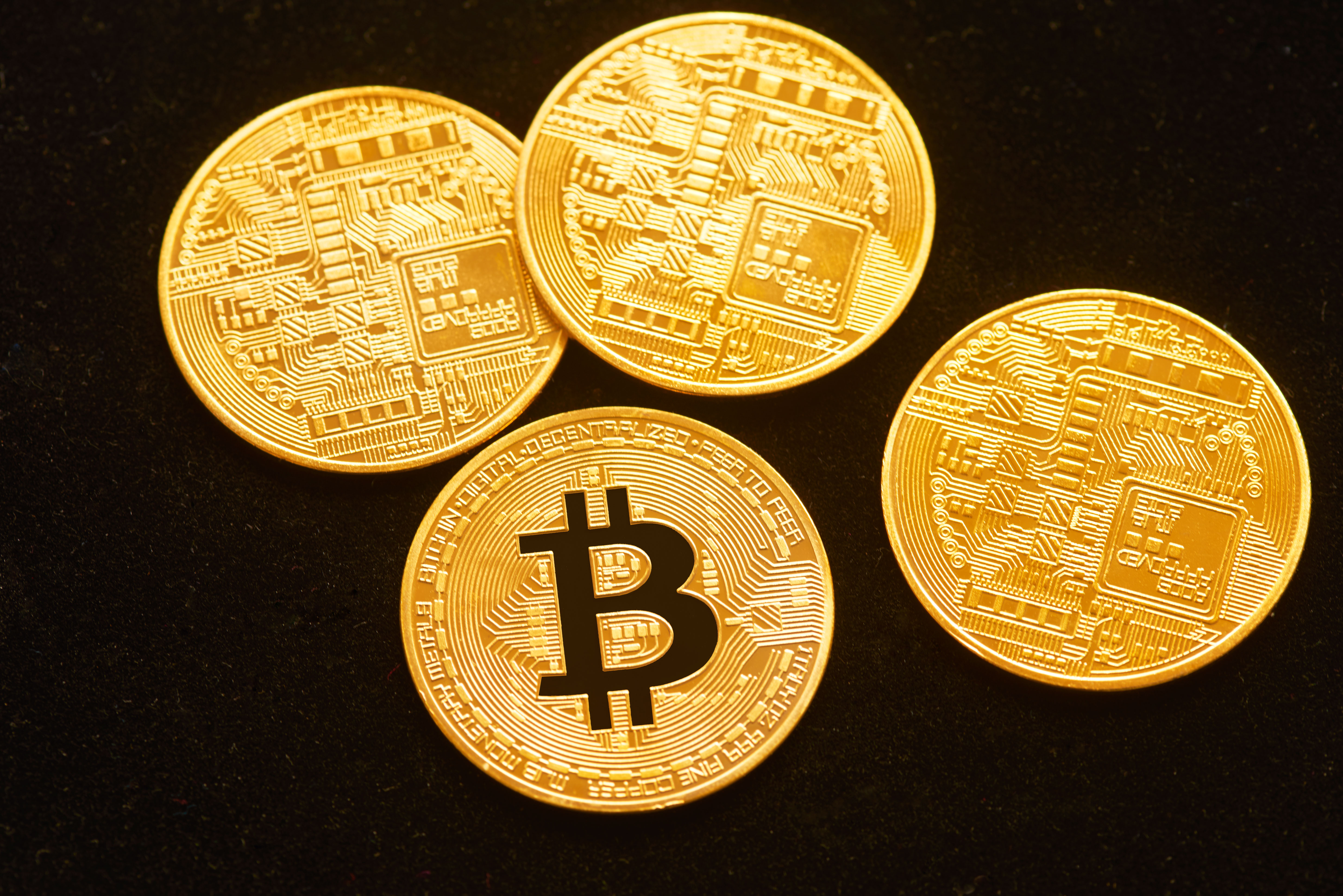 Crypto vs. gold: Which is safest in a fractured stock market?