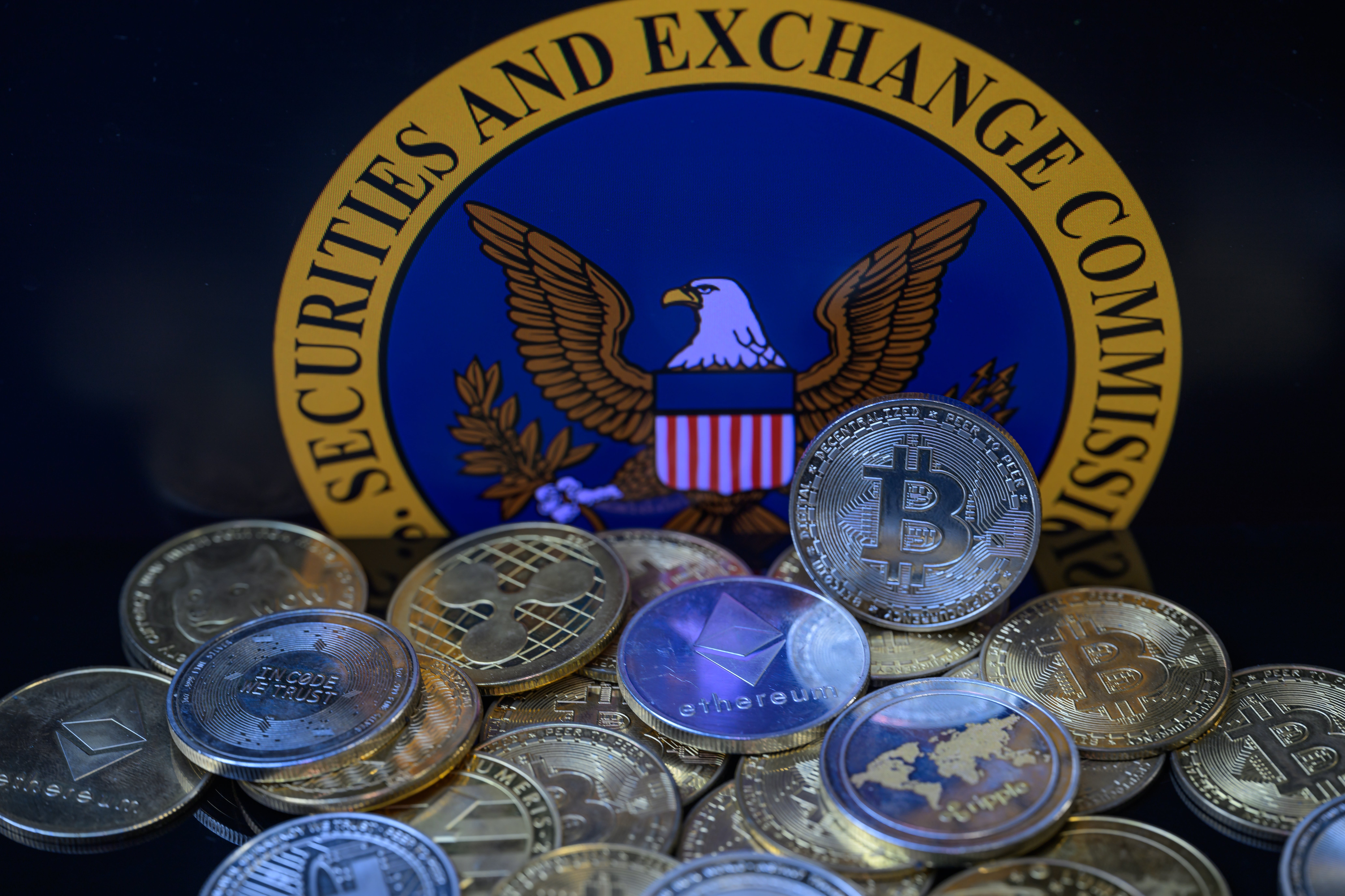 XRP and Solana ETFs could draw $14 billion in capital, JPMorgan says