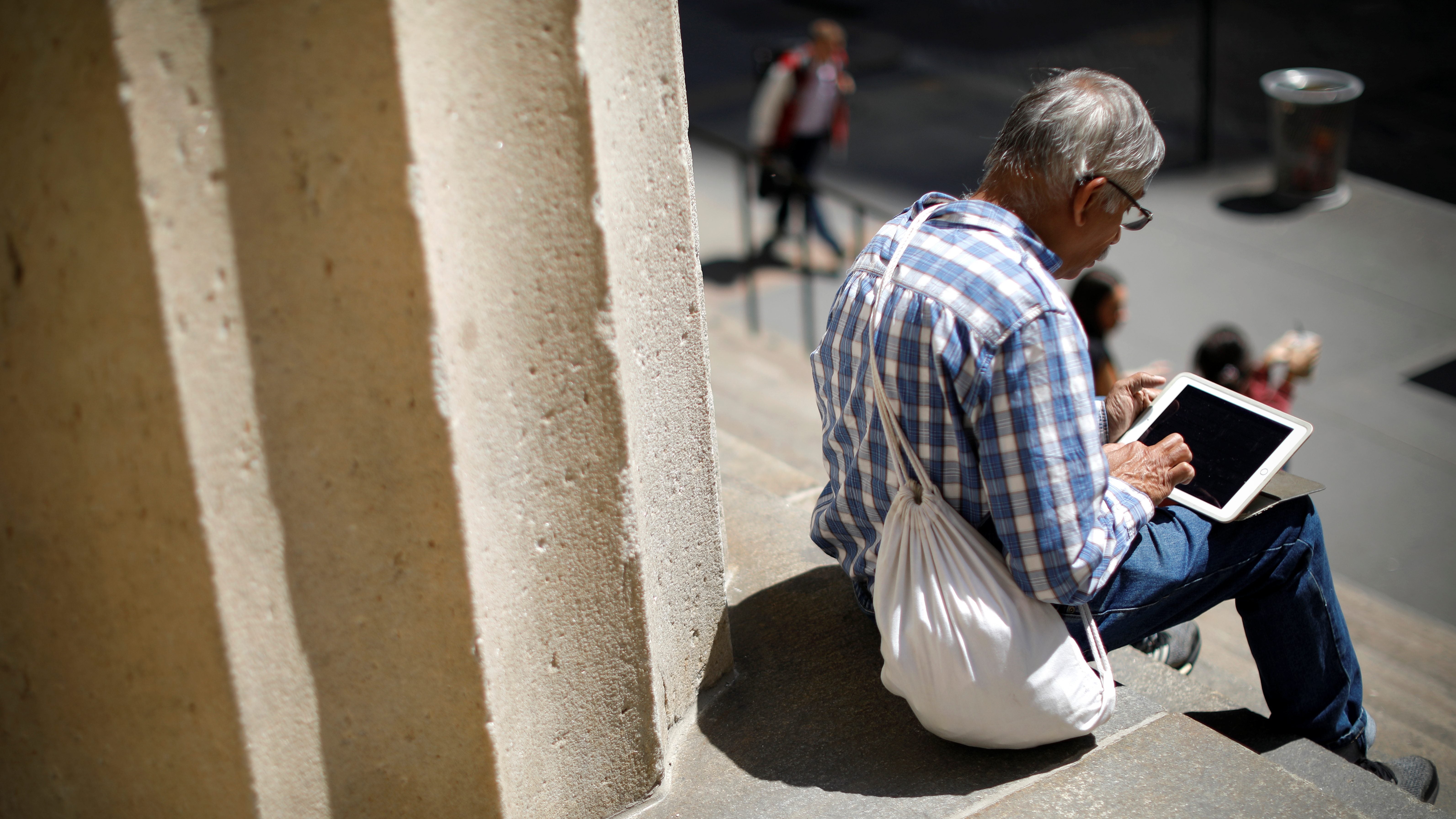 E-waste from every two bitcoin transactions is the equivalent of throwing  away an iPad