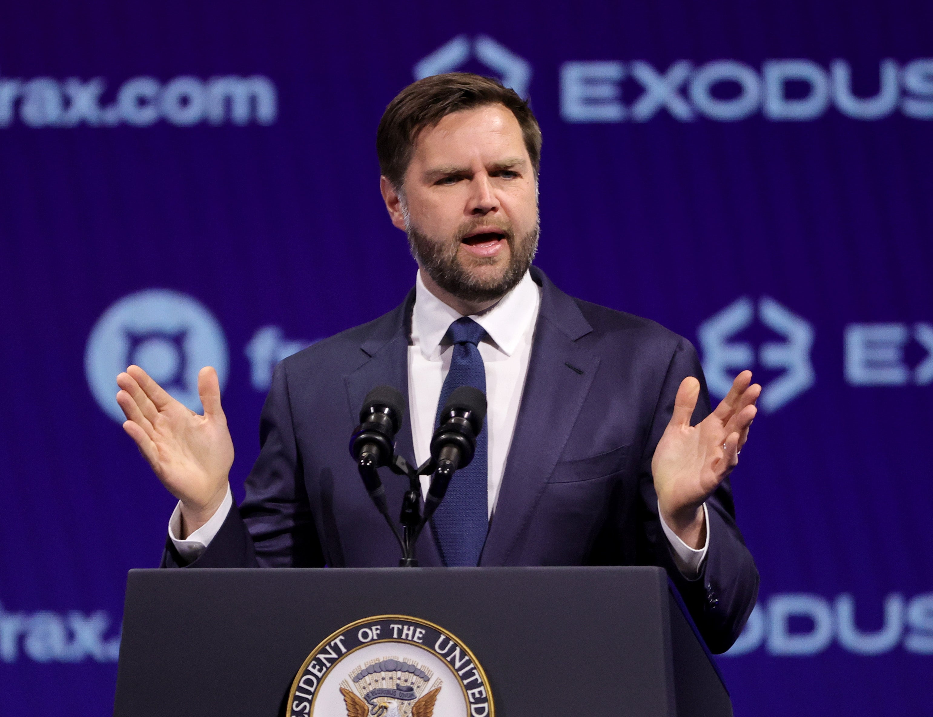Discover JD Vance wants the Bitcoin community to get involved in politics