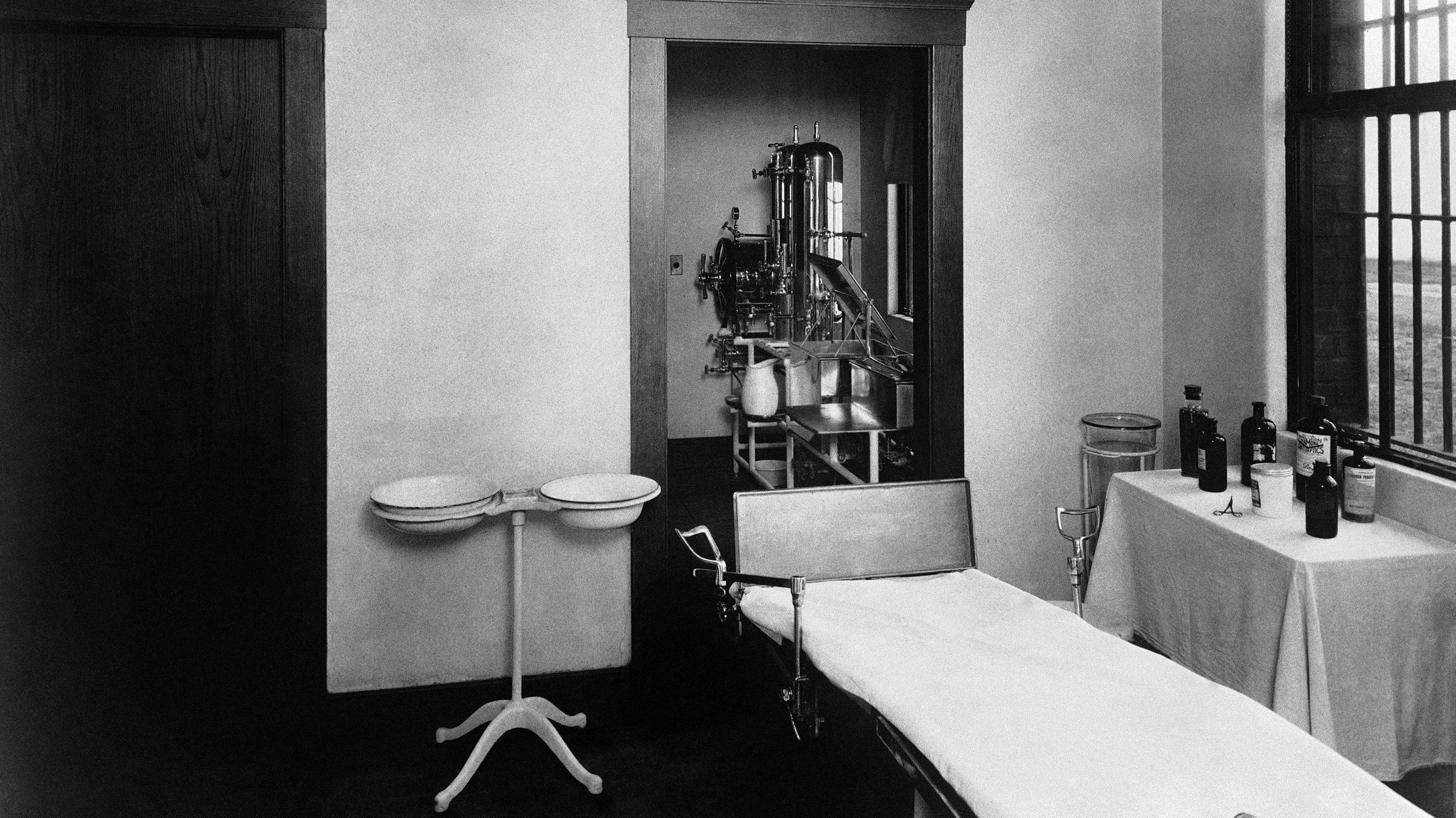 希少　Human Sterilization To-Day Human sterilization today. Human betterment foundation