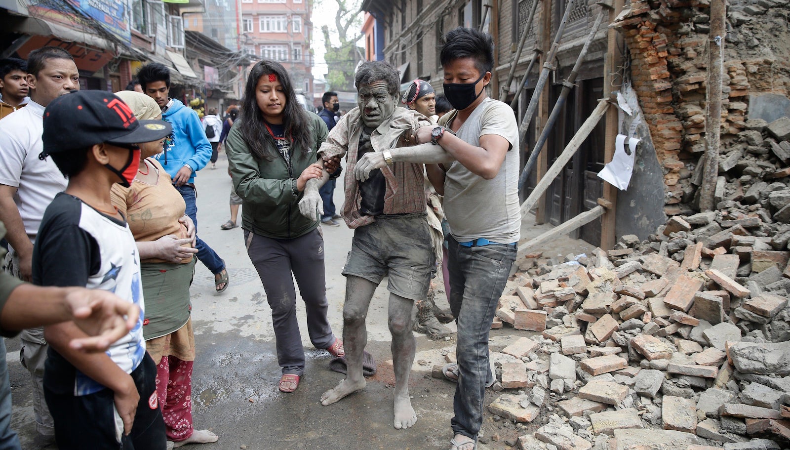 Photos: A rush to help survivors after Nepal's catastrophic earthquake